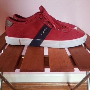 Nwot Mens Tommy Hilfiger I have 4 pair sizes 8, 11, 12, & 13